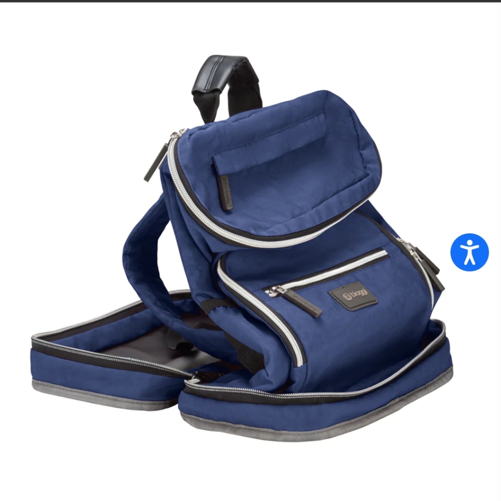 NWT biaggi Zipsac Backsak 16" Denim color